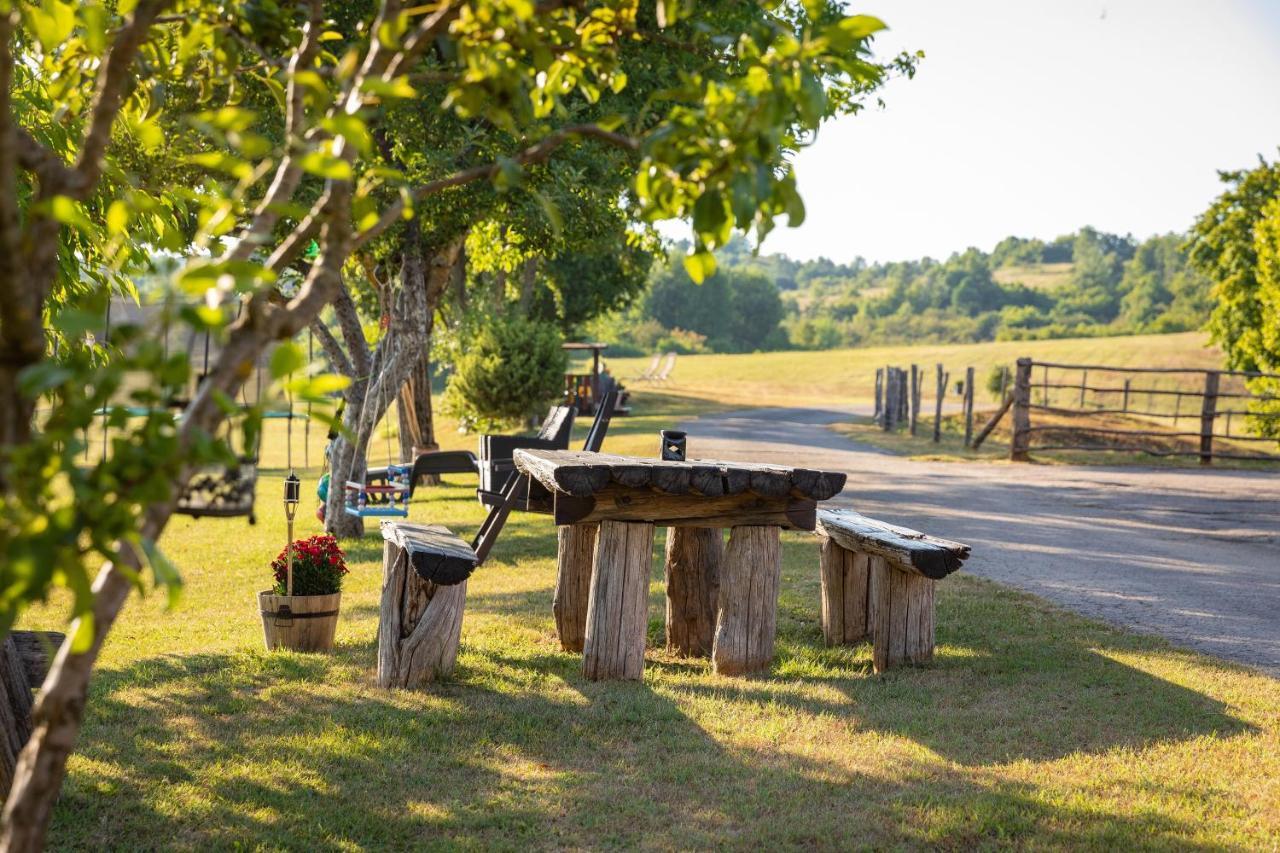 Farmstay Kotic Slunj Eksteriør bilde